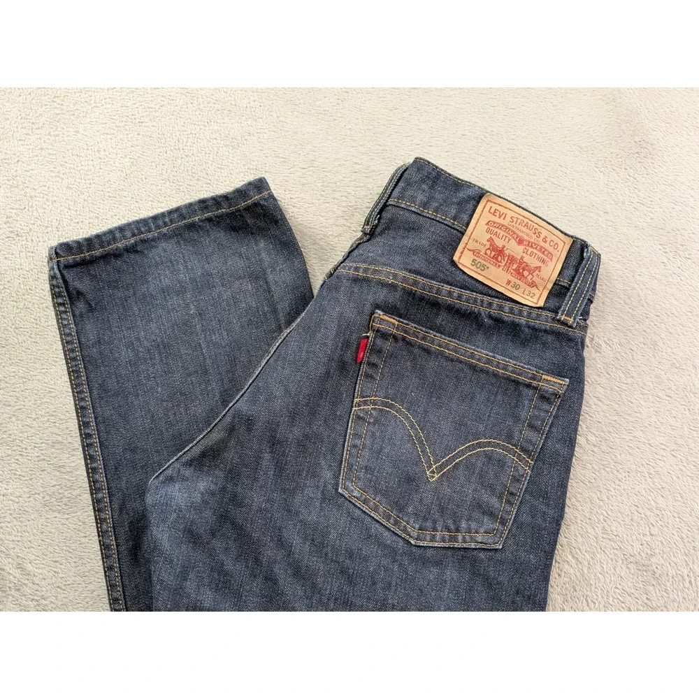 Levis 505 Regular Fit Jeans Mens 30x32 Dark Wash Indigo Straight Leg Denim
